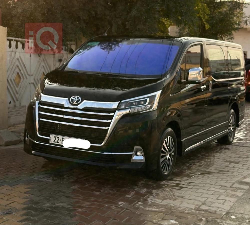 Toyota Granvia